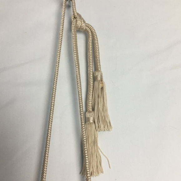 Vintage Gold Tassel Bag with Crossbody Strap - Picture 8 of 8